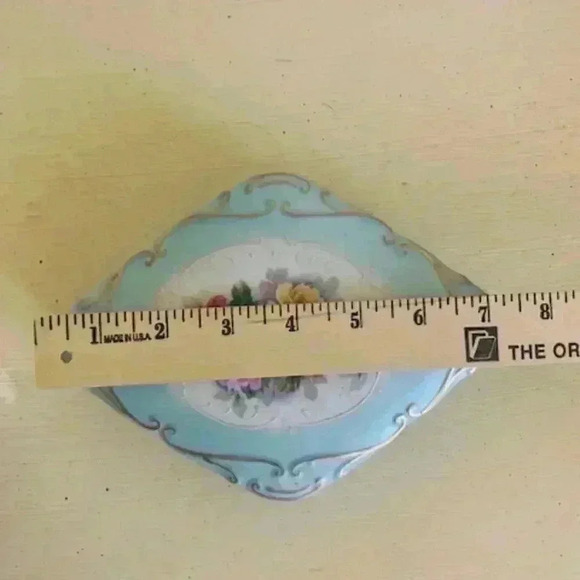 Vintage Floral Trinket Box - Picture 5 of 6